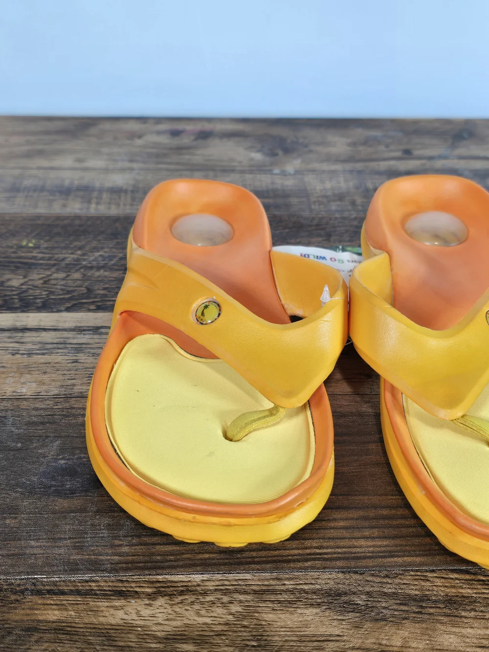 Kids Orange & Yellow Flip Flops Slide Sandals Size 5